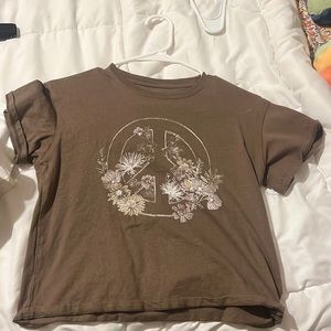 green girls cropped tee